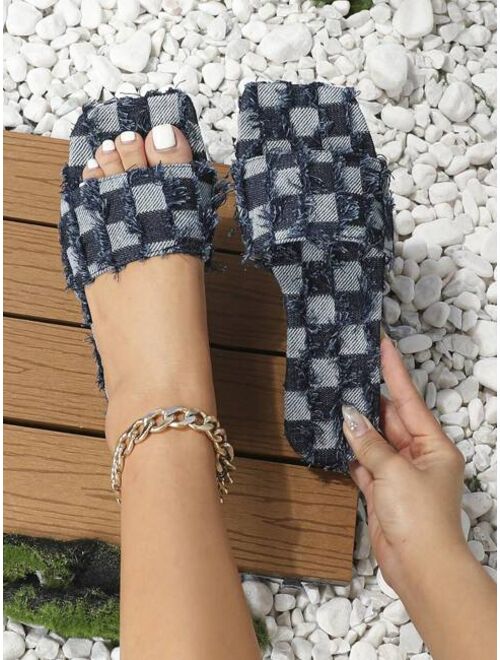 WEIYANSU Women Raw Trim Checkered Print Flat Sandals, Fashionable Summer Denim Mule Sandals