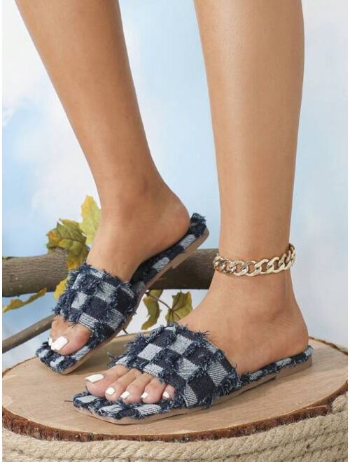 WEIYANSU Women Raw Trim Checkered Print Flat Sandals, Fashionable Summer Denim Mule Sandals