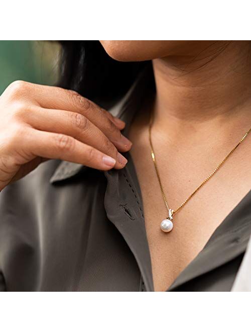 Peora Freshwater Cultured White Pearl Pendant in 14K Yellow Gold, Round Button Shape, 9mm Open Infinity Solitaire