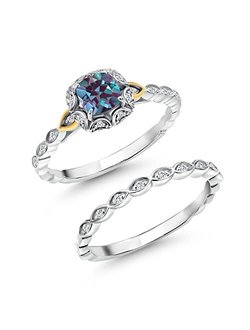 Gem Stone King 925 Silver and 10K Yellow Gold Lab Grown Diamond Bridal Ring Set for Women Purplish Created Alexandrite (0.88 Cttw, 5mm Cushion Cut, Available in Size 5,6,