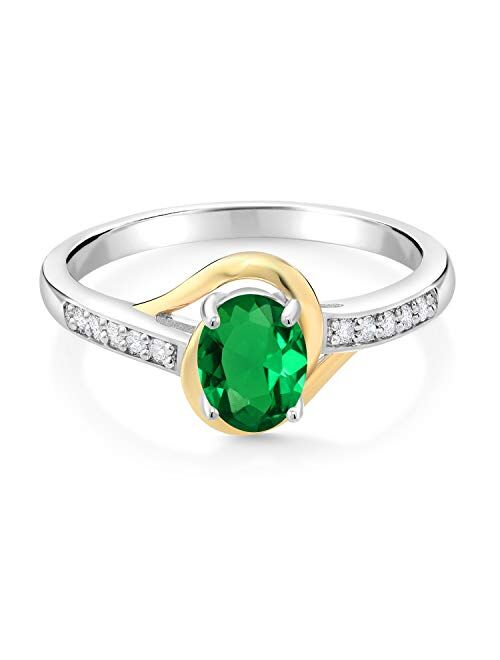 Gem Stone King 925 Sterling Silver and 10K Yellow Gold Green Nano Emerald and White Lab Grown Diamond Engagement Ring For Women (0.68 Cttw, Available In Size 5, 6, 7, 8, 