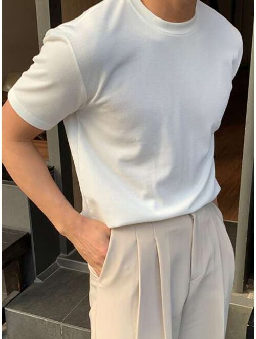 DAZY Men Solid Round Neck Tee