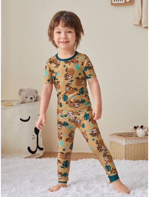 Shein Toddler Boys Sloth Print Contrast Trim Snug Fit PJ Set