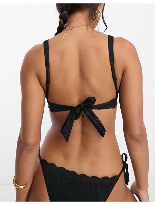 Hunkemoller scallop high apex triangle bikini top in black
