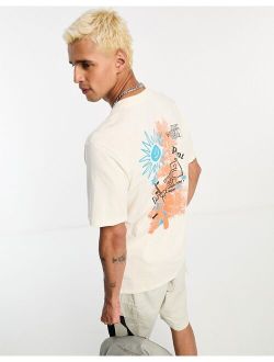 'Earth Day' t-shirt in cream