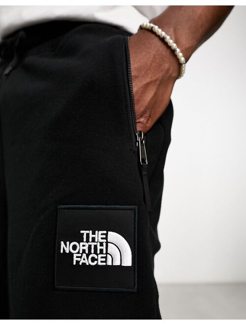 The North Face sweatpants in black