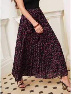 Frenchy Ditsy Floral Print Pleated Skirt