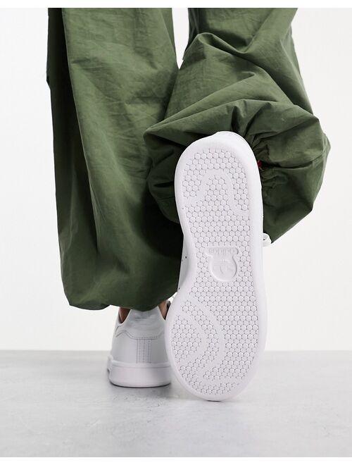 adidas Originals Stan Smith sneakers in triple white