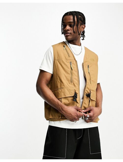 The North Face utility vest in brown
