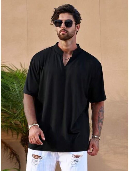 Shein Manfinity Homme Men Solid Notched Neck Tee