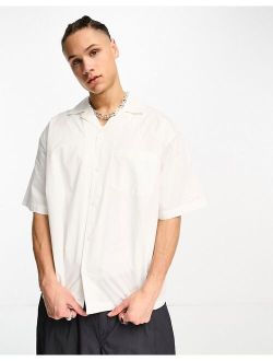 boxy revere short sleeve shirt in white