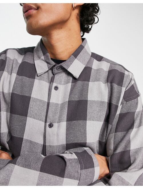 COLLUSION Unisex oversized skater plaid shirt in gray