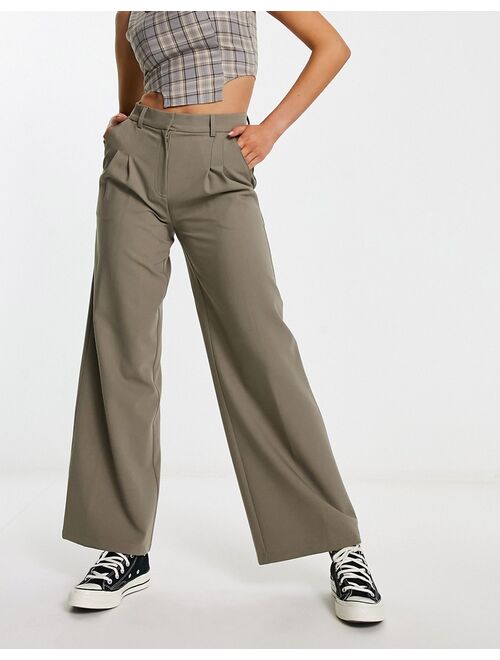COLLUSION dad tailored pants in taupe
