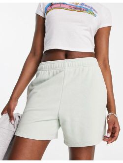 House Of Essentials shorts in mint
