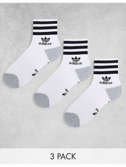 Roller 2.0 3 pack High Quarter socks in white