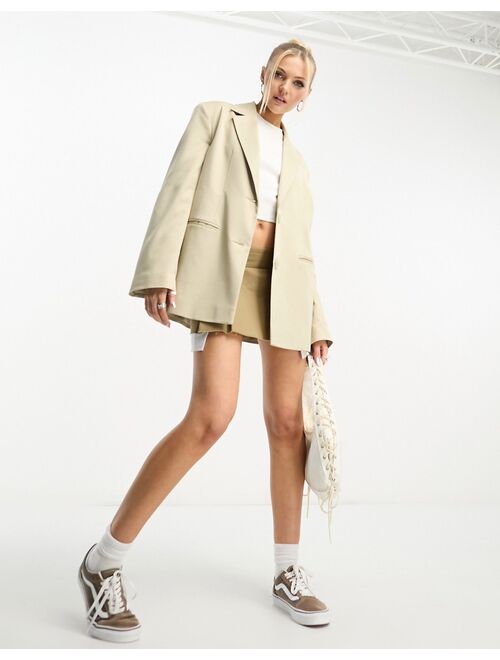 COLLUSION oversized woven blazer with pockets in beige