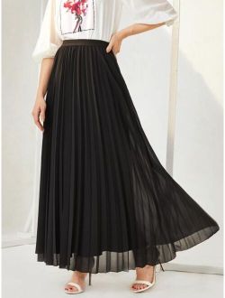 Mulvari Solid Pleated Maxi Skirt
