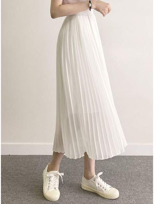 DAZY Solid Elastic Waist Pleated Skirt