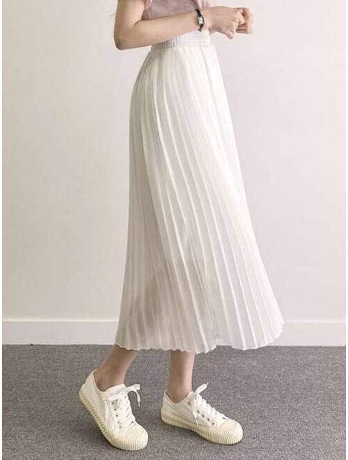 DAZY Solid Elastic Waist Pleated Skirt