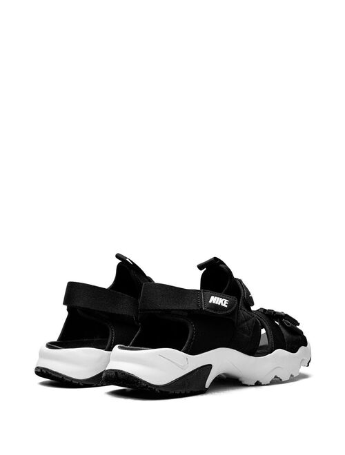 Nike Canyon "Black/White" sandals