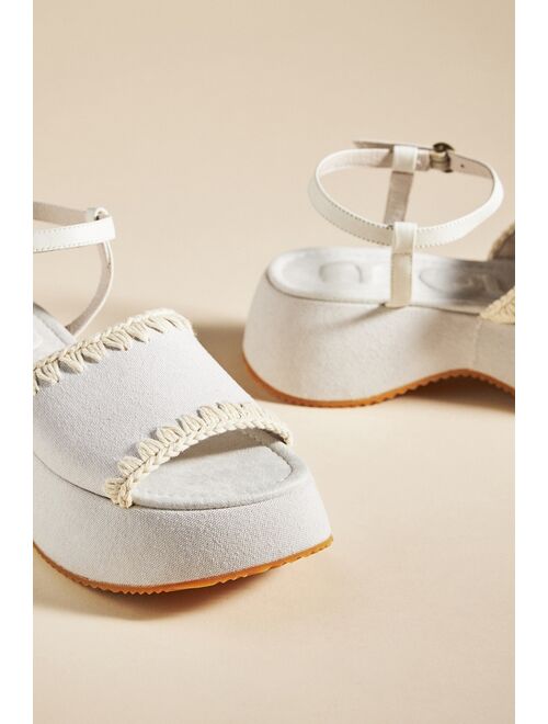 Mou Chunky Embroidered Sandals