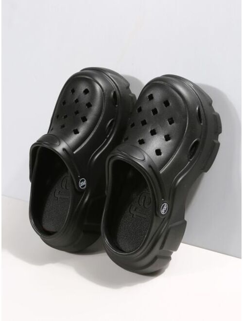Fashionable Vented Clogs Women Hollow Out Design Clogs