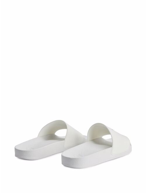 Giuseppe Zanotti Brett signature slides