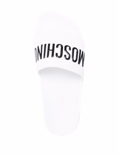 Moschino logo-print slides