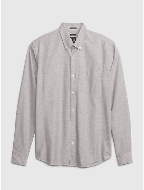 Gap Classic Oxford Shirt in Standard Fit
