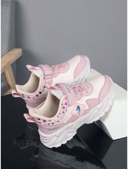Shein Girls Heart Pattern Patch Decor Hook-and-loop Fastener Sporty Chunky Sneakers For Outdoor