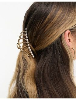 vintage style gold hair claw with pearl