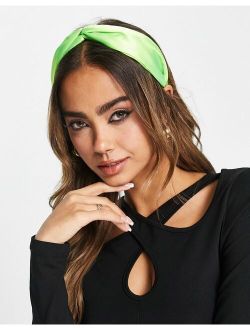 Glamorous satin knotted headband in lime