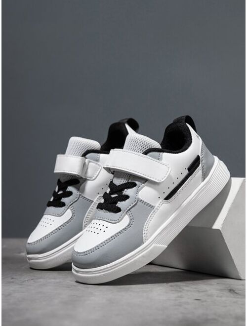 Shein Boys Waterproof Color Block Perforated Detail Hook-and-loop Fastener Sneakers, Sporty Outdoor Skate Shoes