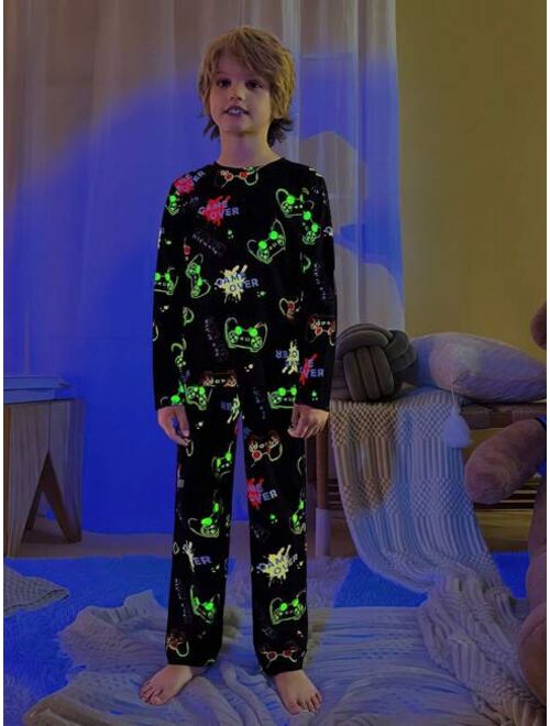 SHEIN Tween Boy Reflective Cartoon Graphic PJ Set