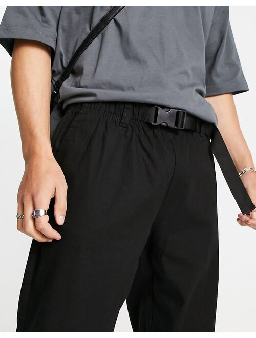 New Look clip belt utility pants in black