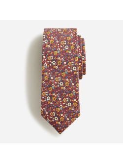 Italian silk tie in floral print