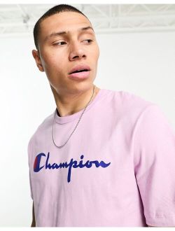 large logo T-shirt in lilac