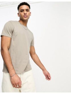 t-shirt with crew neck in beige