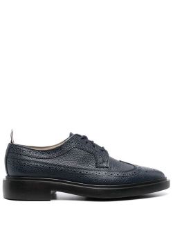 lace-up leather brogue
