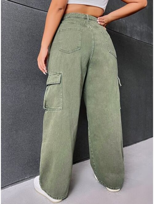SHEIN EZwear Plus Flap Pocket Side Cargo Jeans