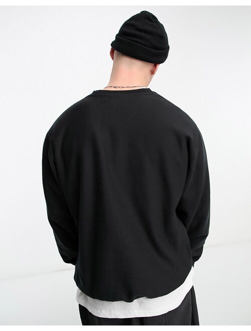 Champion Reverse Weave crew neck sweatshirt in black