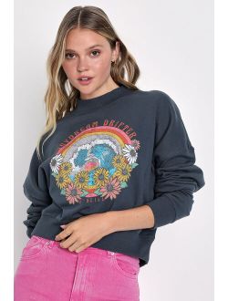 Moment Slate Grey Cropped Graphic Pullover Sweatshirt