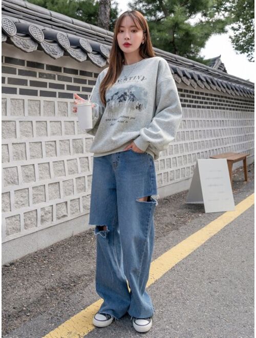 DAZY Mountain Slogan Graphic Drop Shoulder Thermal Pullover