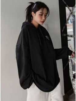 Slogan Graphic Drop Shoulder Drawstring Hoodie
