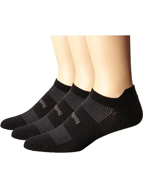 Feetures High Performance Ultra Light No Show Tab 3-Pair Pack