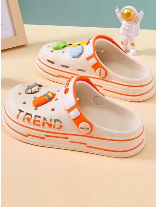 Shein Girls Cartoon Decor Hollow Out Cute Vented Clogs For Outdoor