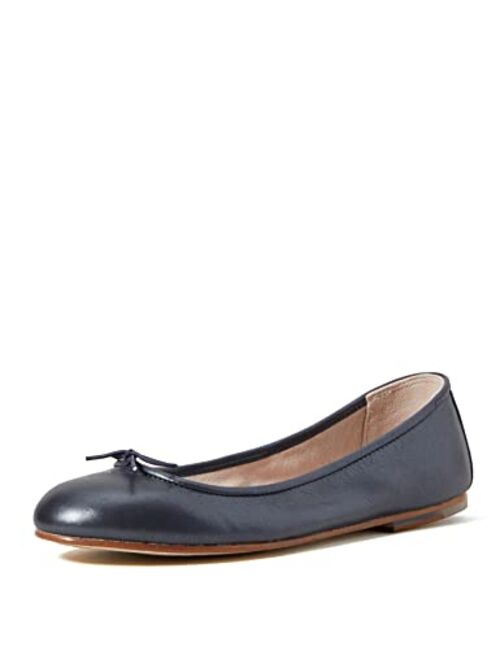 Bloch Women's Closed