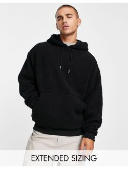 oversized hoodie in black borg