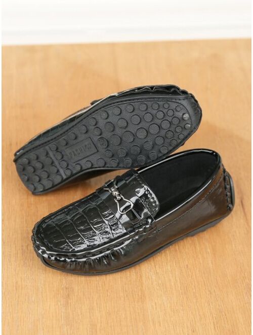Shein Boys Crocodile Embossed Snaffle Decor Flat Loafers