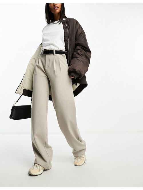 Stradivarius tailored belted pants in gray